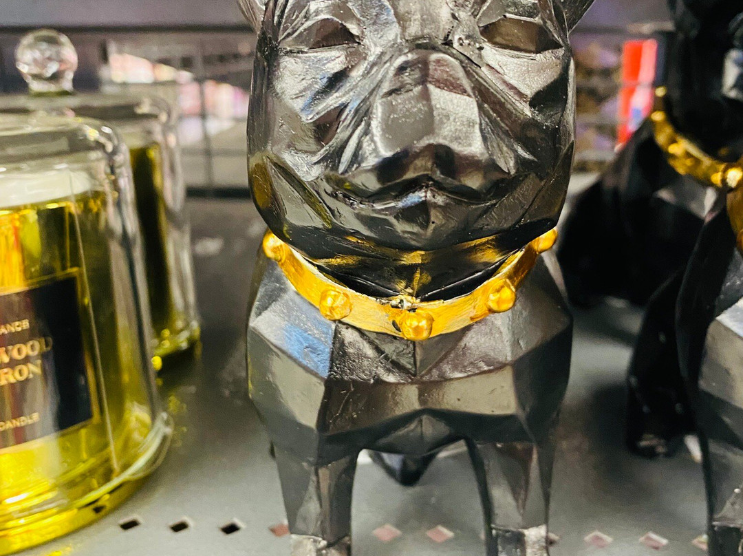 The Reject Shop-贝加必去景点