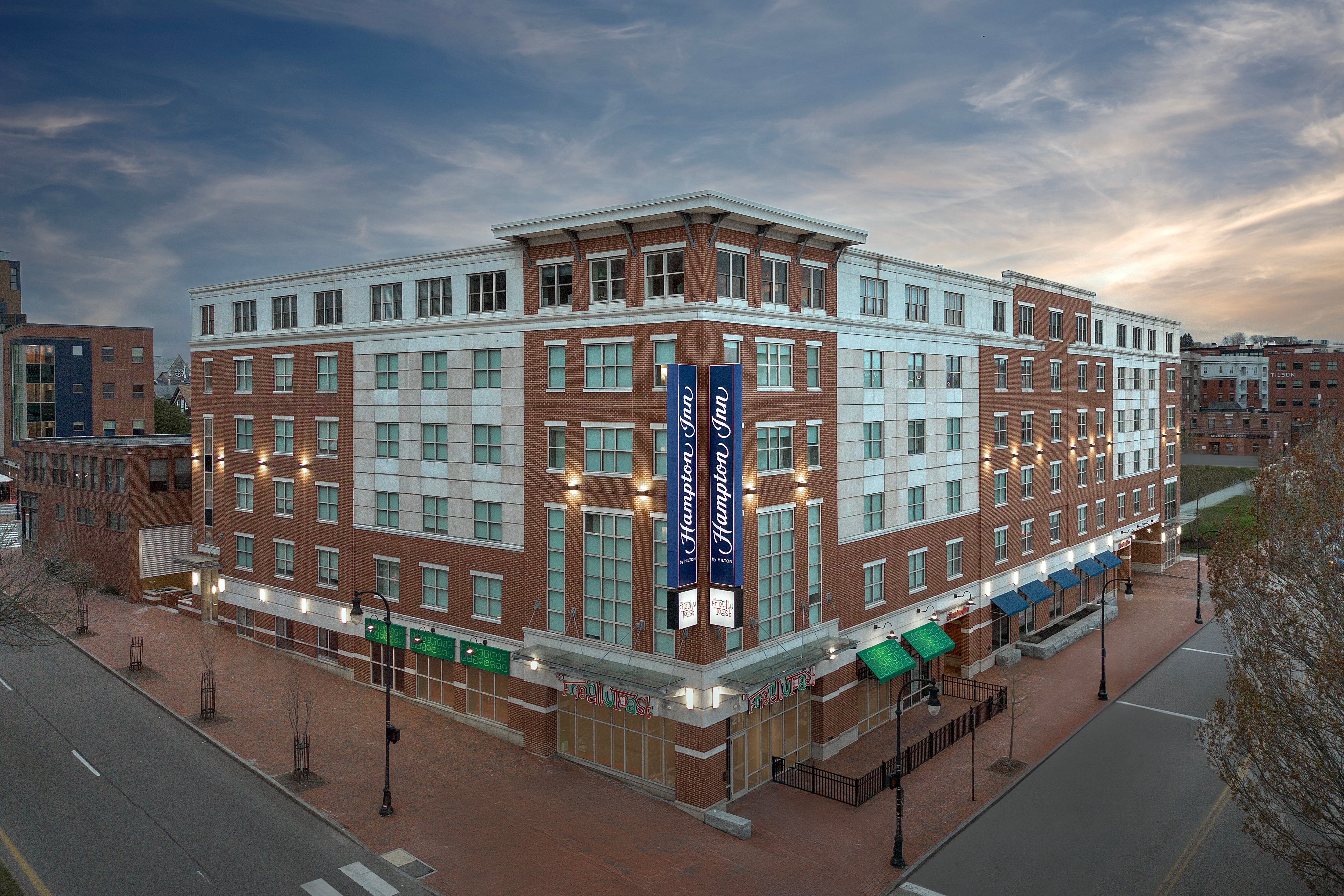 Hampton Inn Portland Downtown - Waterfront-浴室