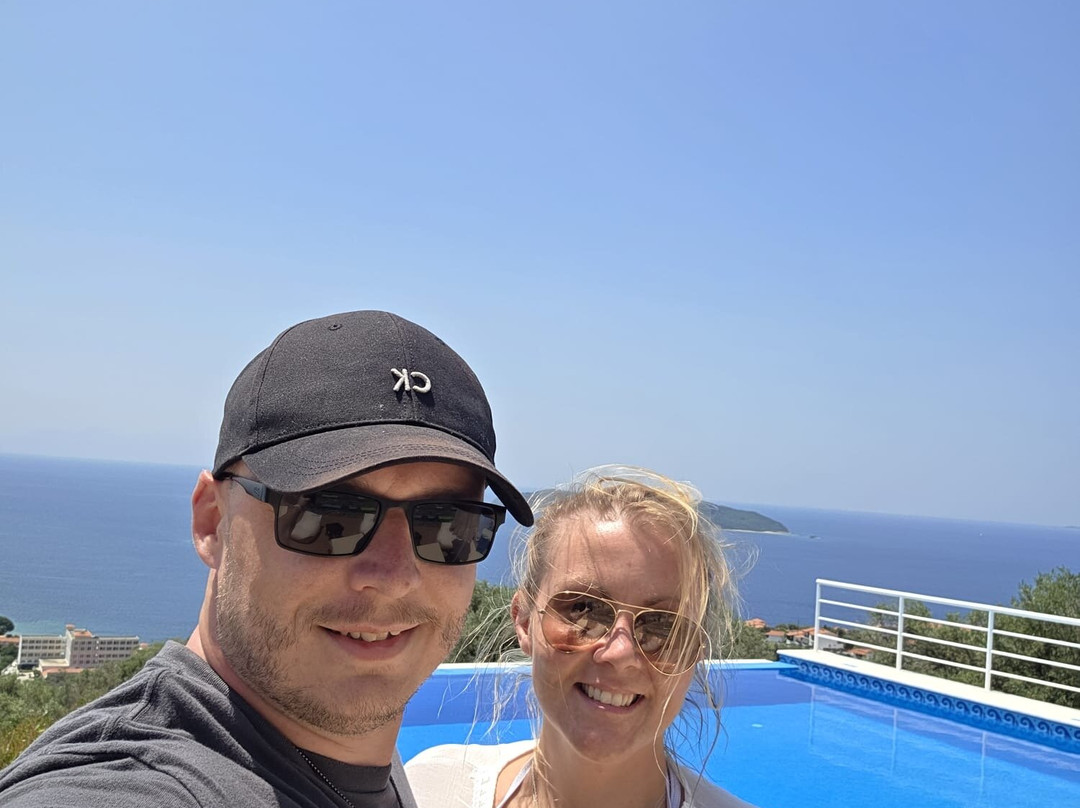 Golden Hill Studios主图