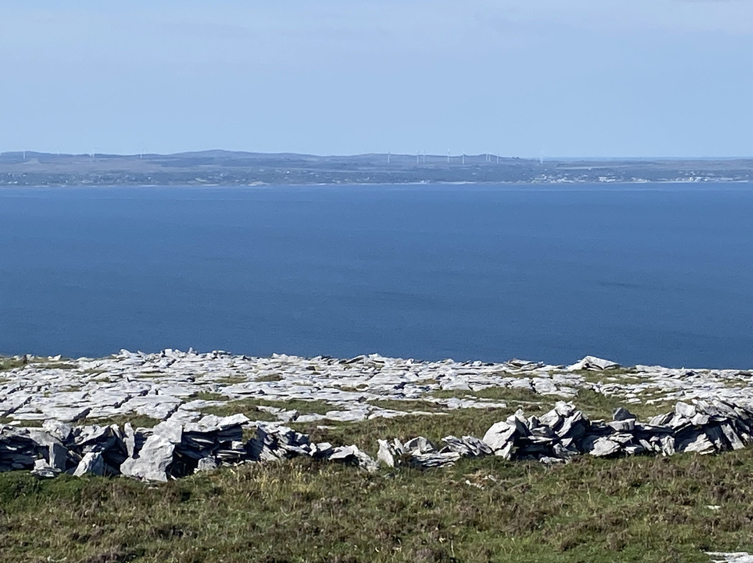Burren Hills Walk-Ballyvaughan必去景点
