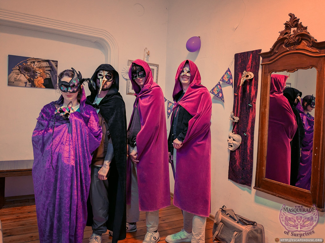 Escape House-瓦尔纳必去景点