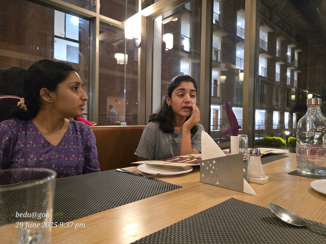 Sandipani Hometel主图