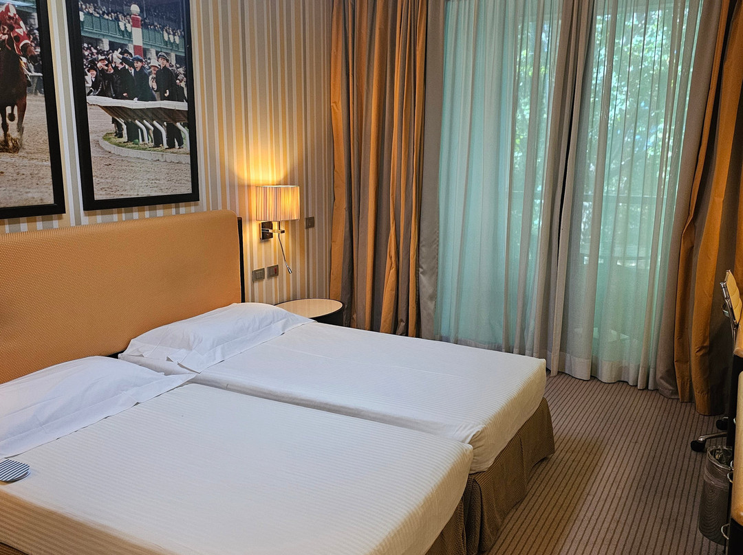 UNAHOTELS Varese主图