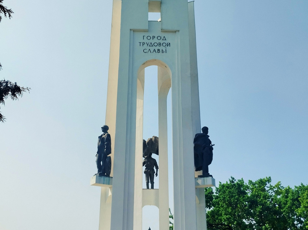 Memorial complex Pokrovskaya Gora-Bryansk必去景点