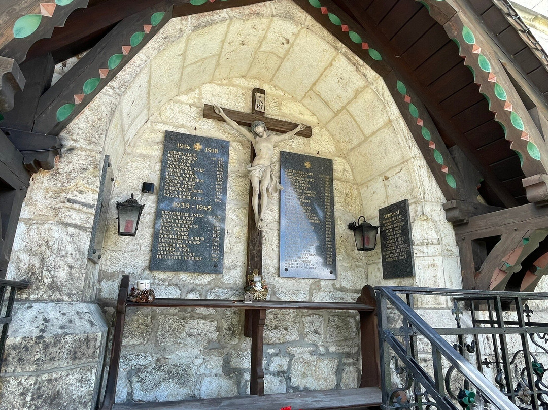 Katholische Kirche Hl. Familie-谢莫林必去景点