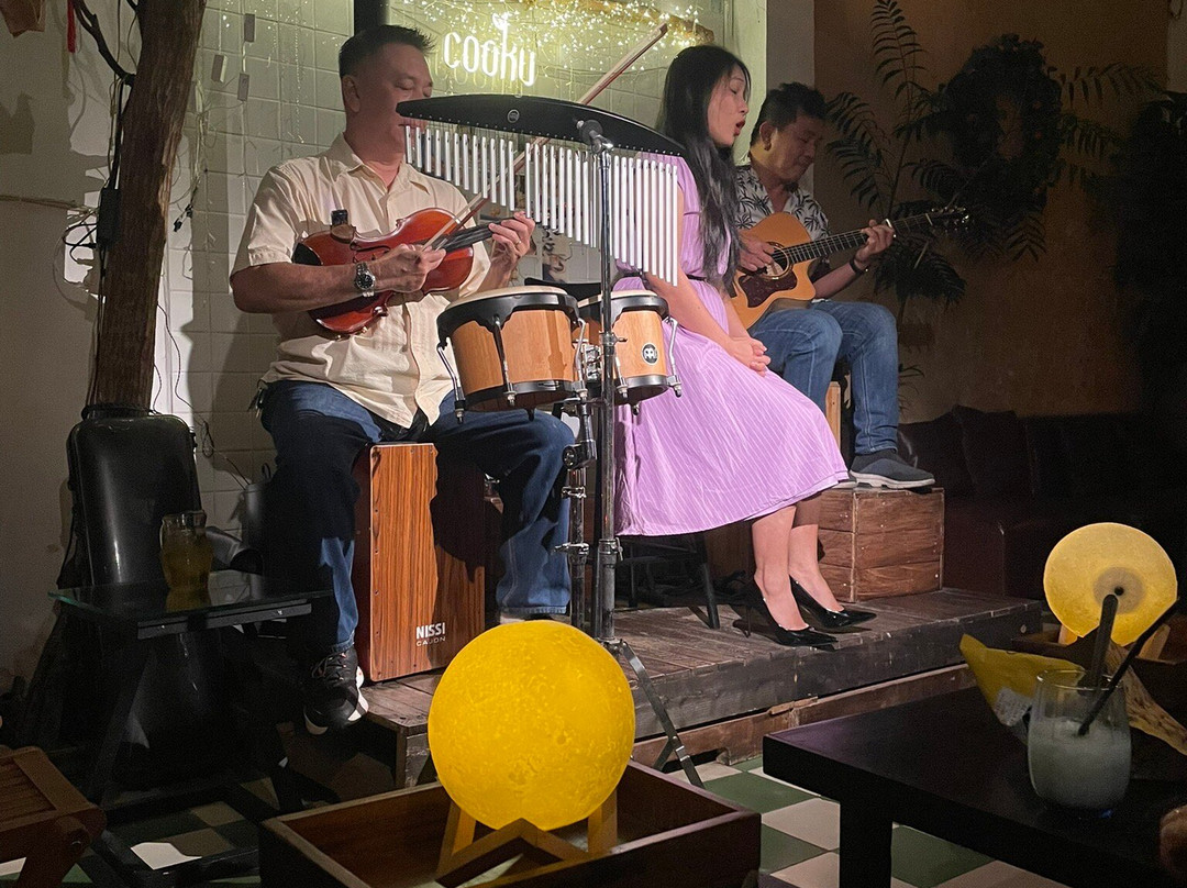 Vespa Rouge-胡志明市必去景点