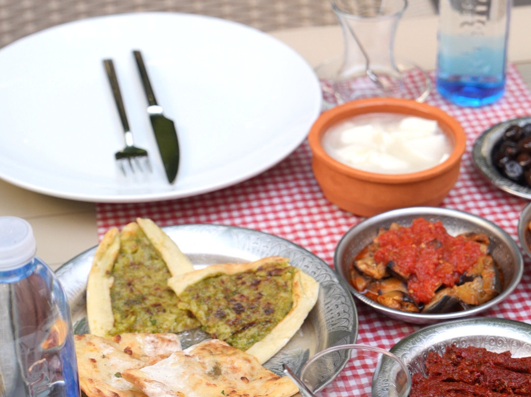 The Ayi̇ntab Kahvalti