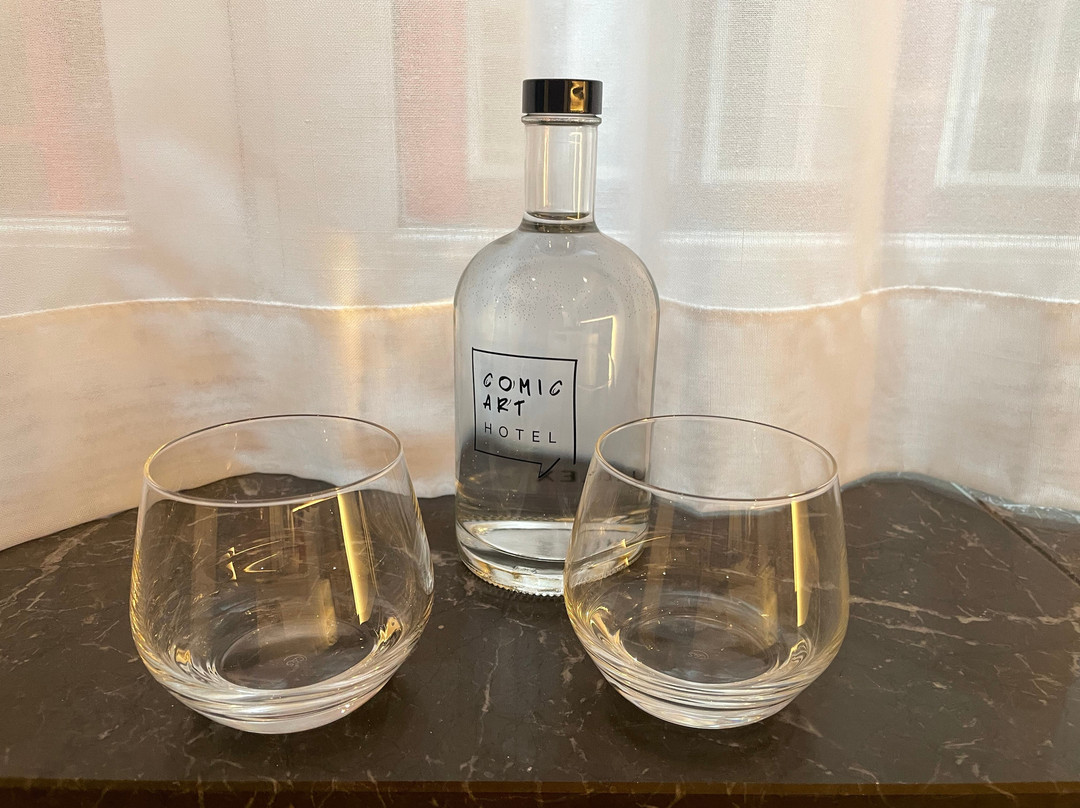 漫画艺术酒店主图