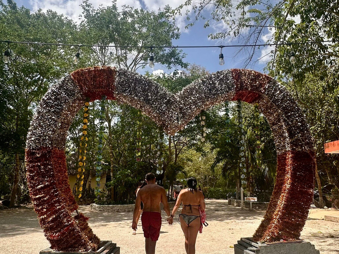 Cenote Verde Lucero-从莫雷洛斯港必去景点