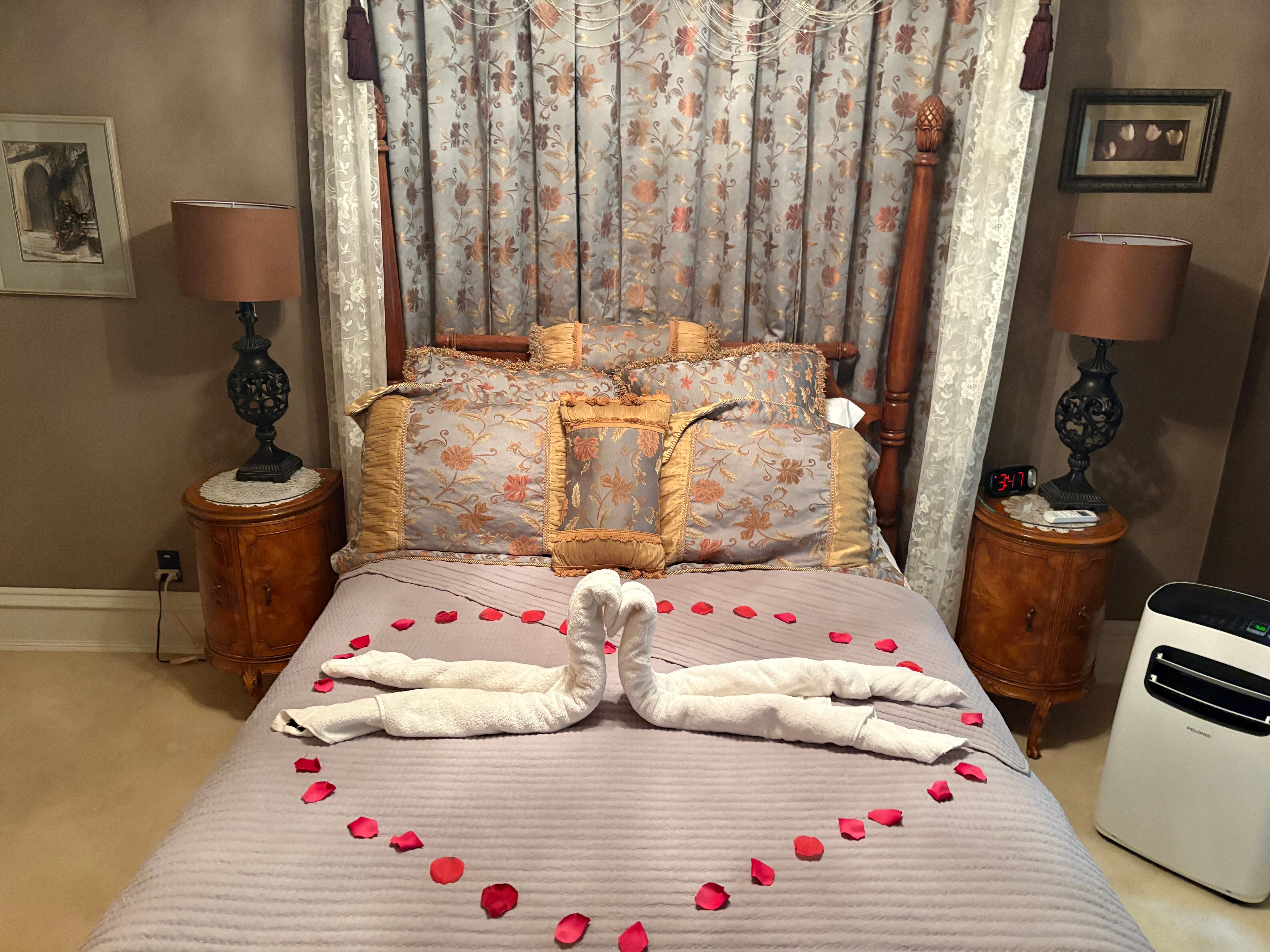 The Pillar Inn-官方