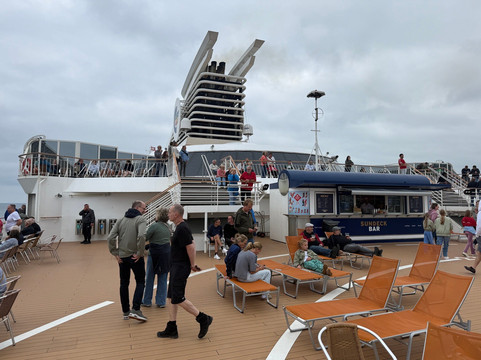 Color Line-克里斯蒂安桑必去景点