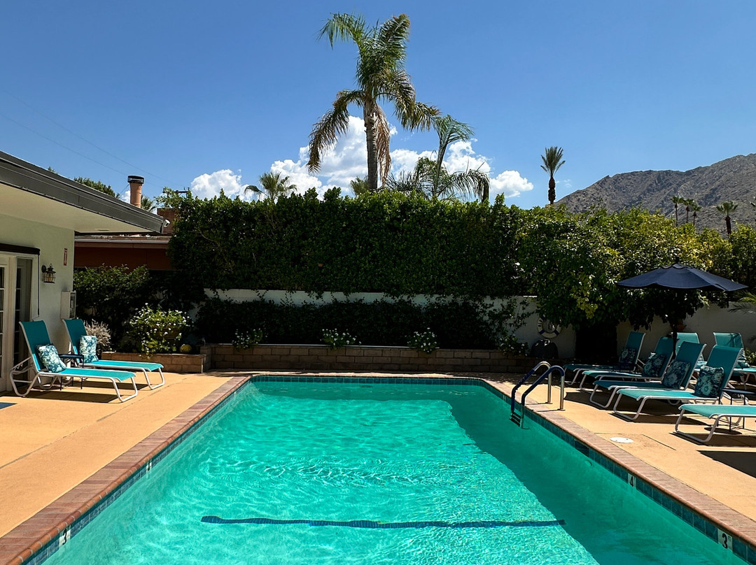 老农庄旅社主图