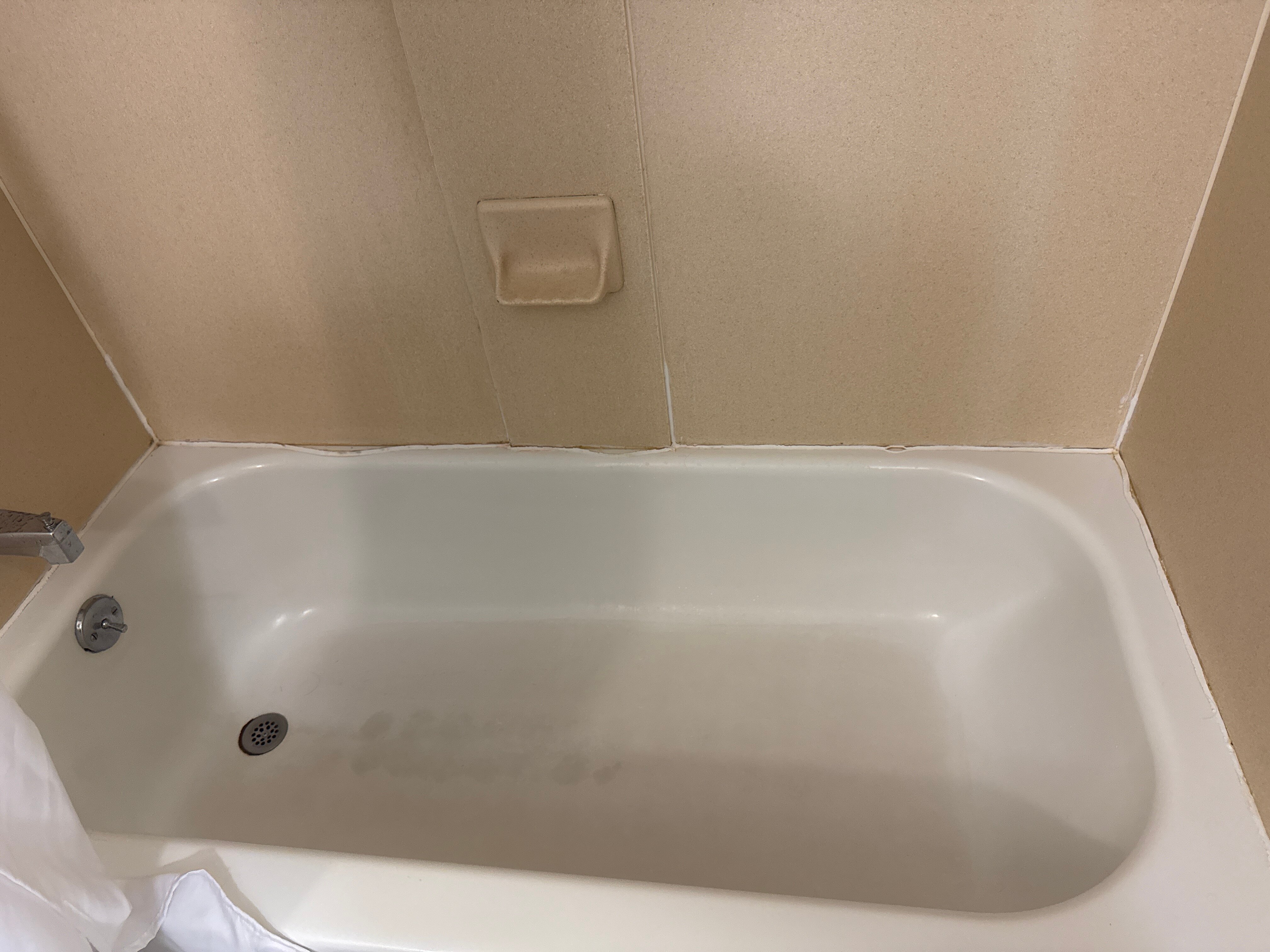 Hilton Garden Inn Independence-浴室