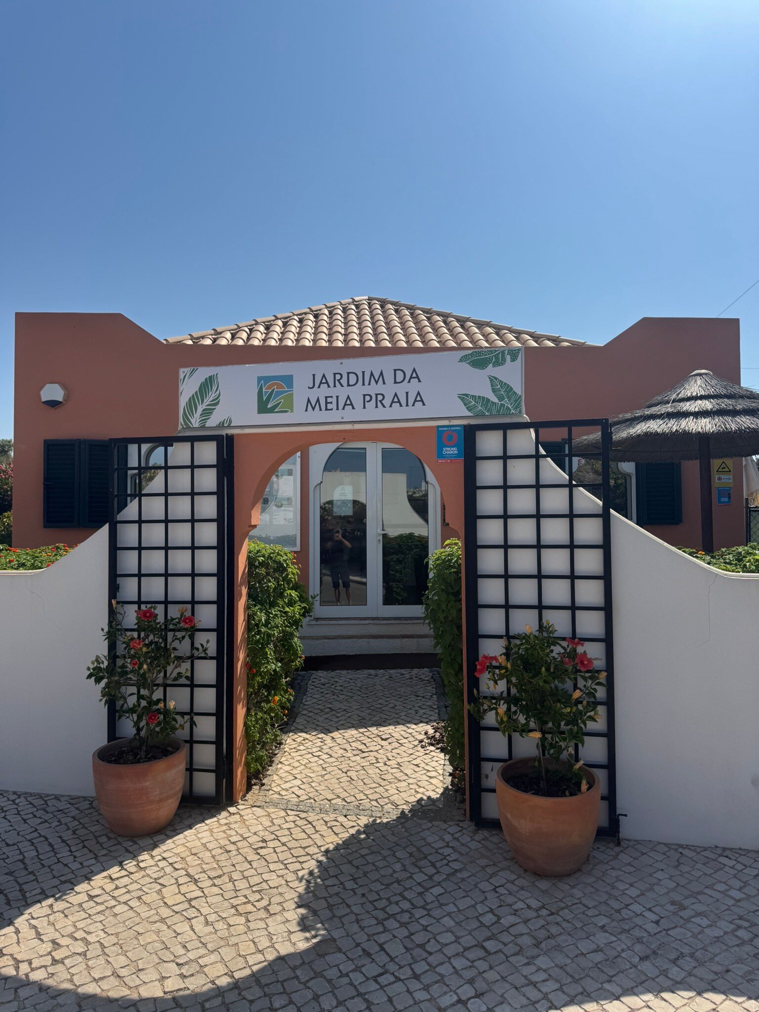 Jardim da Meia Praia-官方