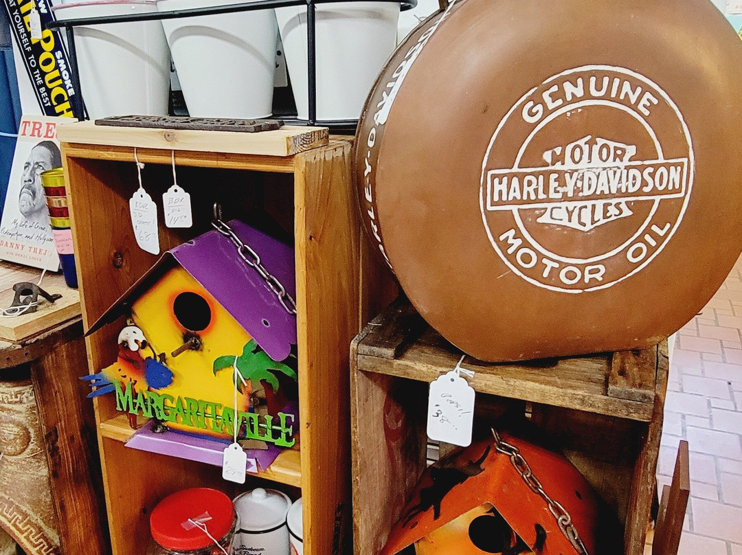 Parrot's Cove Mall-Cocoa必去景点