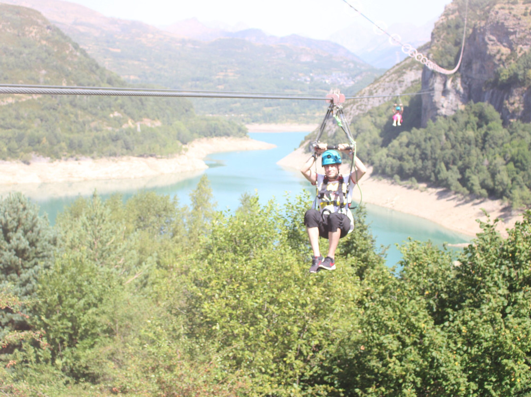 Tirolina Valle de Tena-Hoz de Jaca必去景点