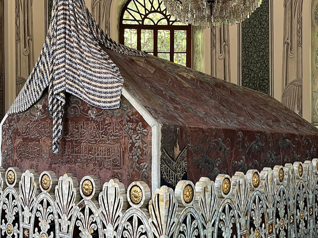 Osmangazi Orhangazi Turbesi-奥斯曼加奇必去景点