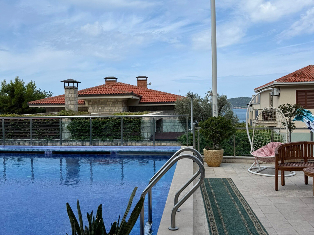 Sutomore酒店住宿-Hotel Velkom