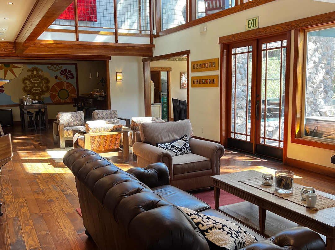 The Grand Idyllwild Lodge主图