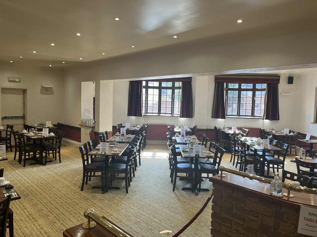 怀特酒店主图
