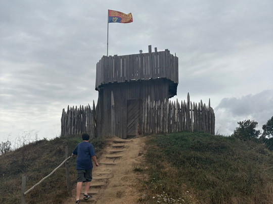 Chateau Fort De La Fée Mélusine-Saint Jean d'Angle必去景点