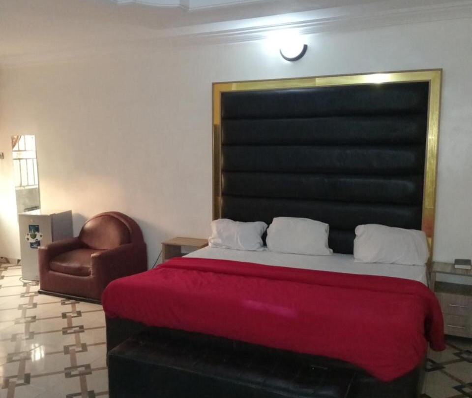 African Princess Hotel New Haven