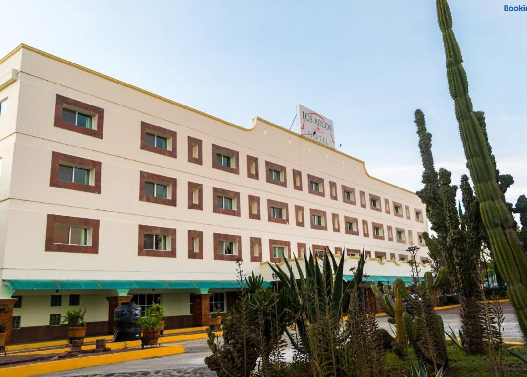 Los Arcos Hotel & Spa