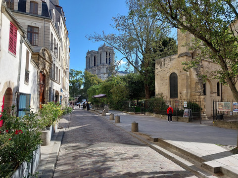 Broaden Horizons-巴黎必去景点