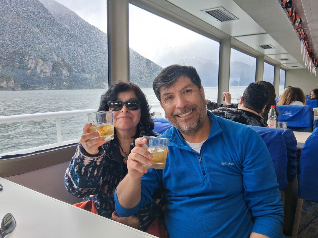 Serrano Glacier-百内国家公园必去景点