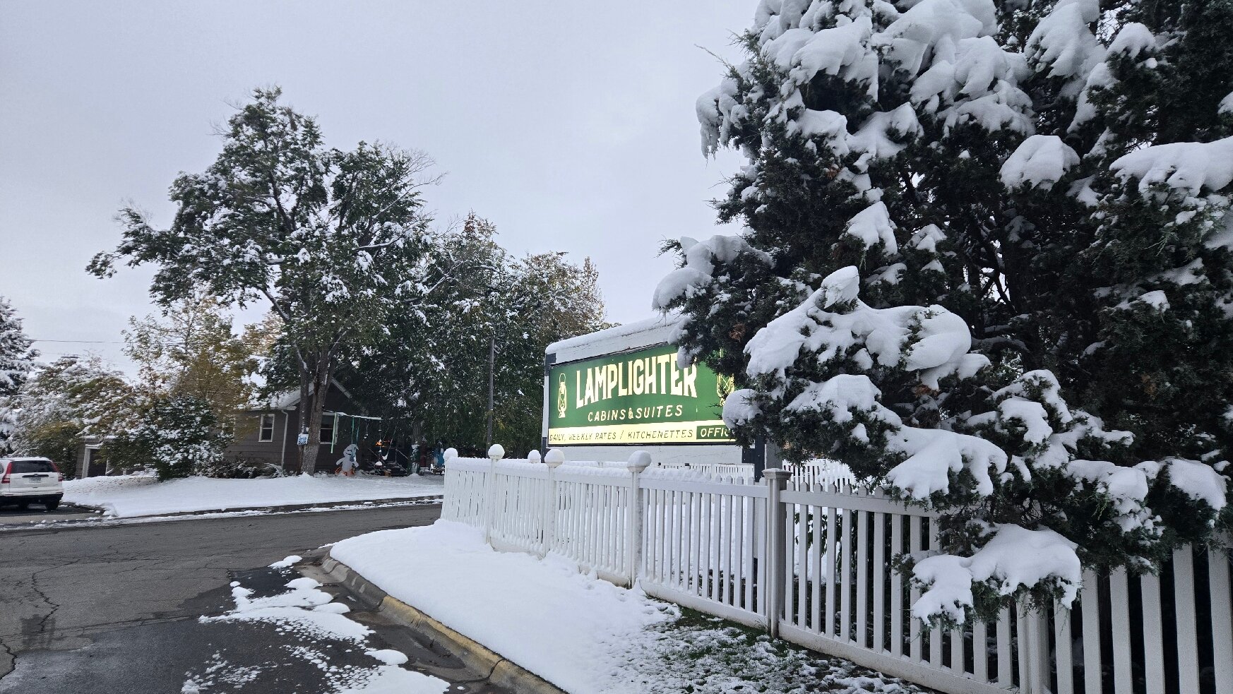 Lamplighter Cabins & Suites-官方