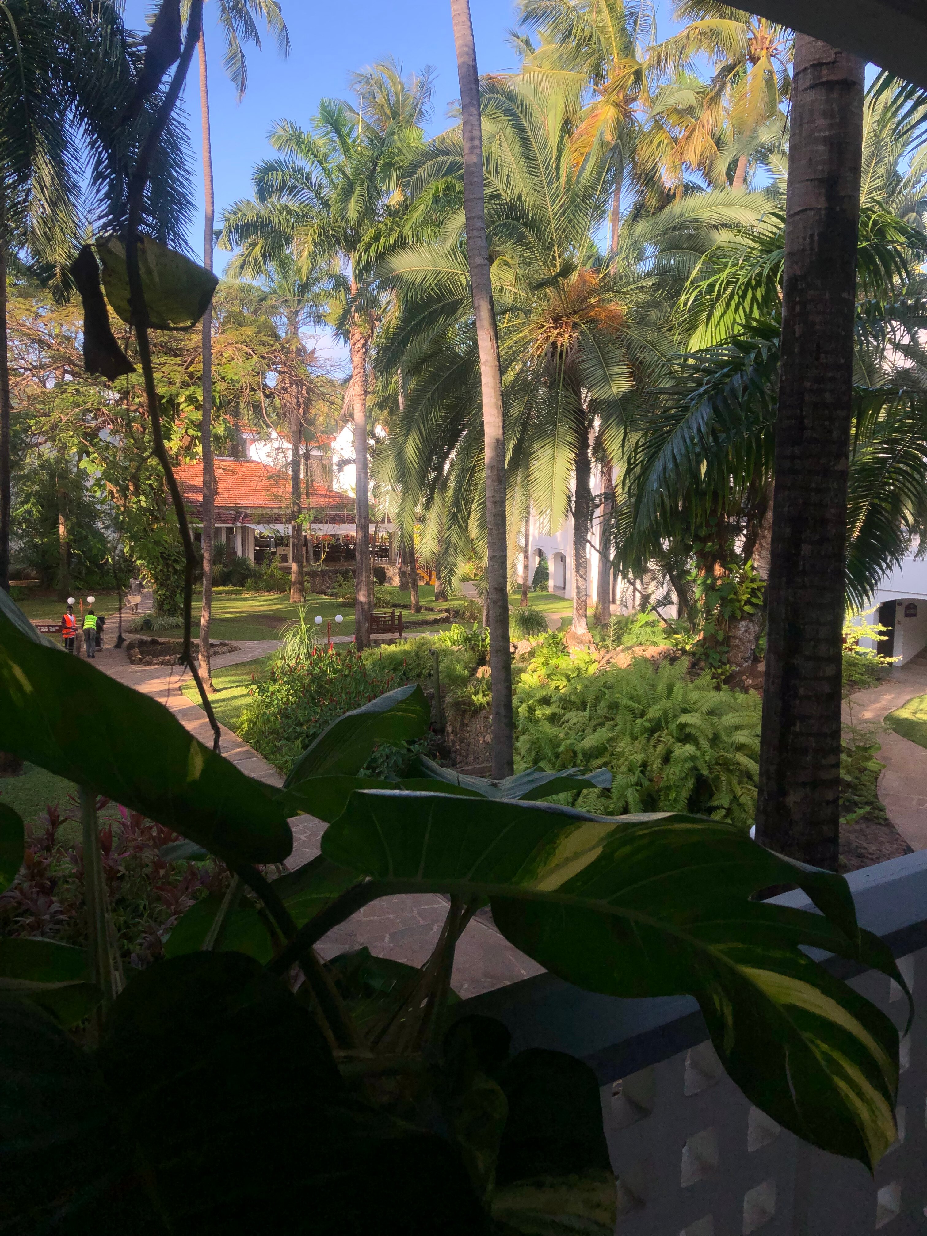 萨罗瓦白沙海滩度假Spa酒店-浴室