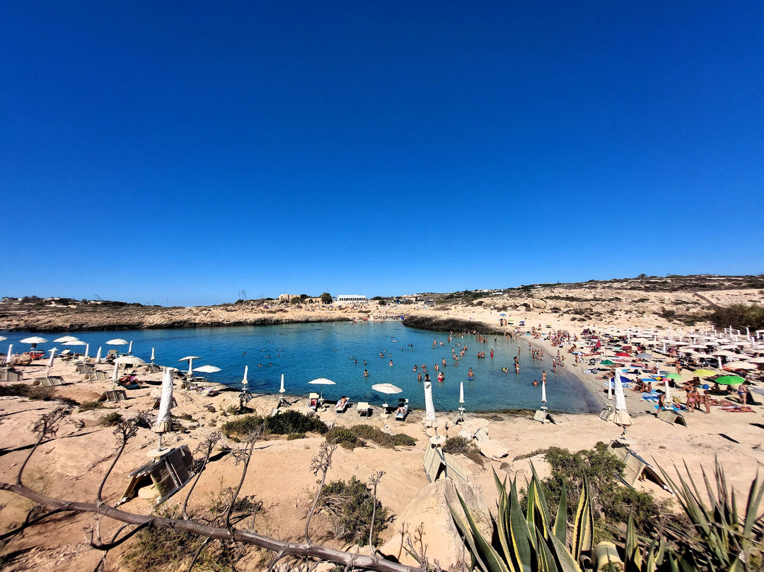 Spiaggia Cala Croce-兰佩杜萨必去景点