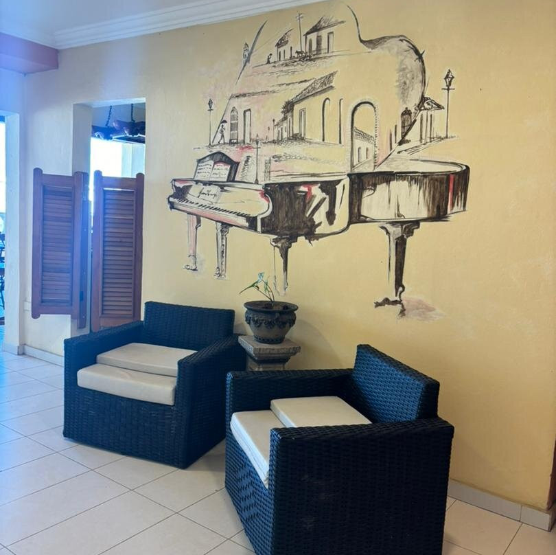 Hotel La Ronda主图