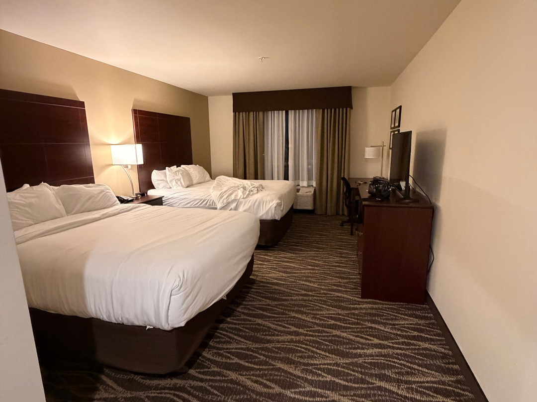 Cobblestone Hotel & Suites - Two Rivers主图