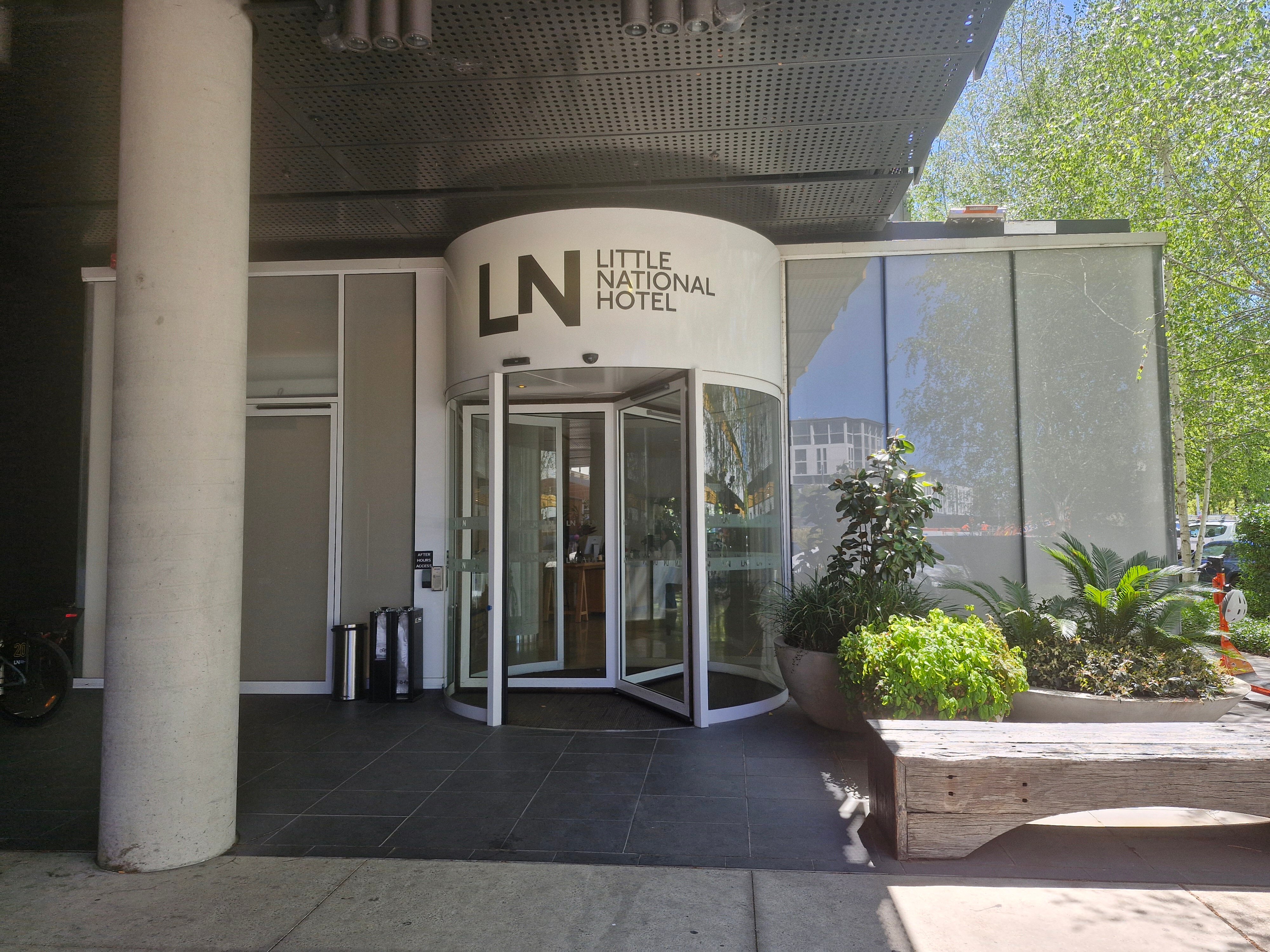 小国度酒店-官方