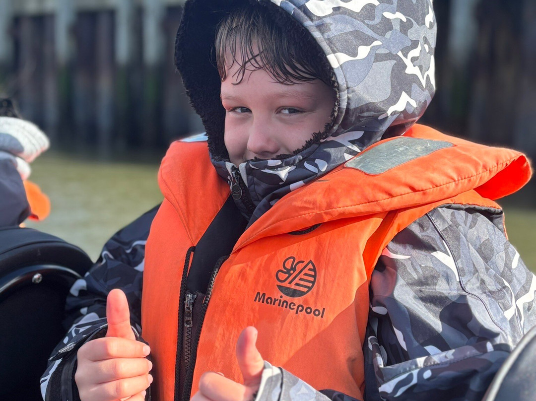 Lyme Bay Rib Charter-West Bay必去景点