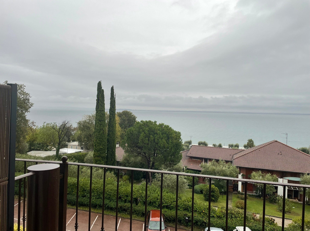 里瓦德尔索勒酒店主图