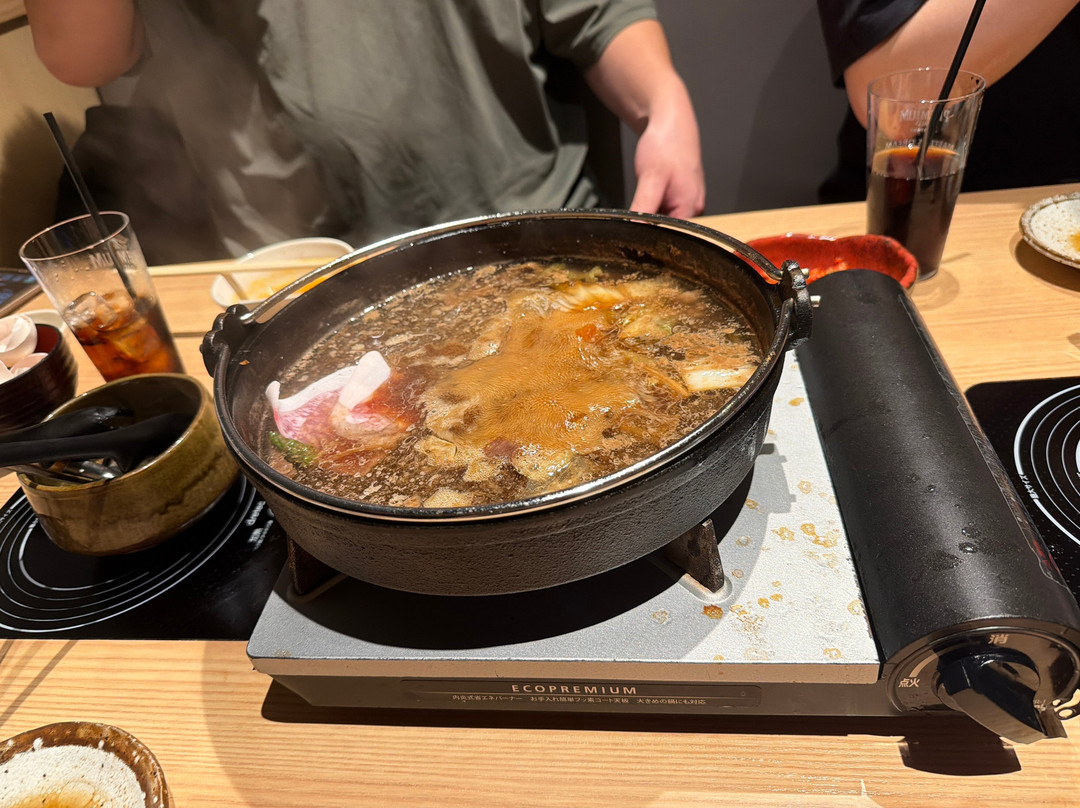 Shabushabu Sukiyaki Wagyu to Buta Hommachi