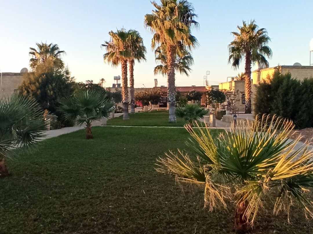 Glaro Garden Hotel主图