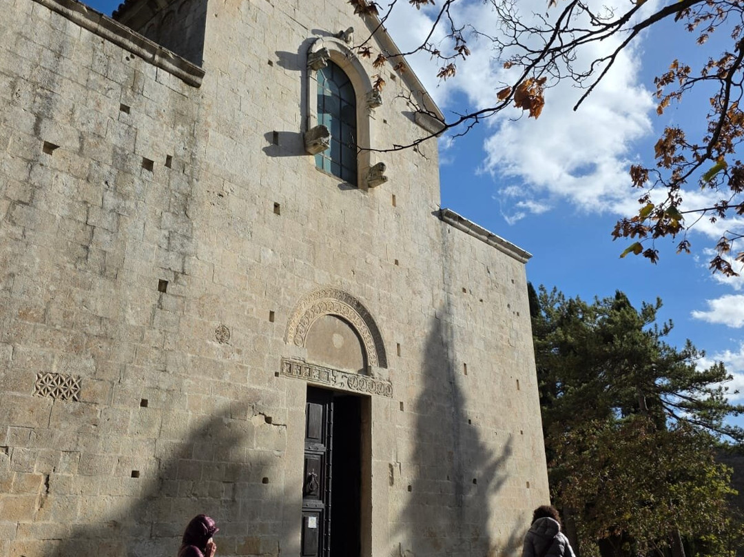 Oratorio di San Pellegrino-Bominaco必去景点