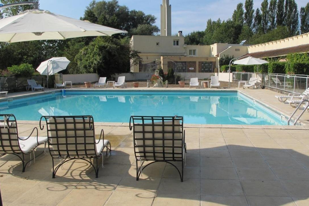 米尔蒂安地区罗苏瓦酒店住宿-Hotel Acostel