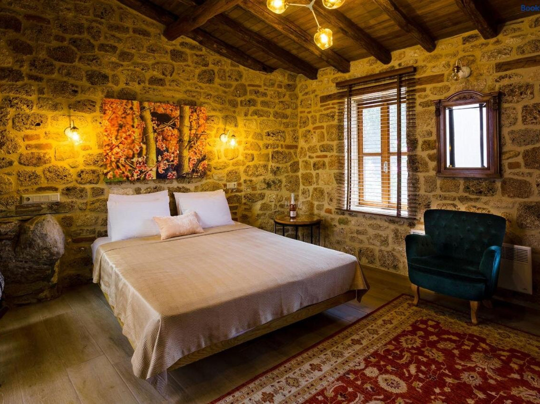 Rachi酒店住宿-Blossom Rooms & Suite