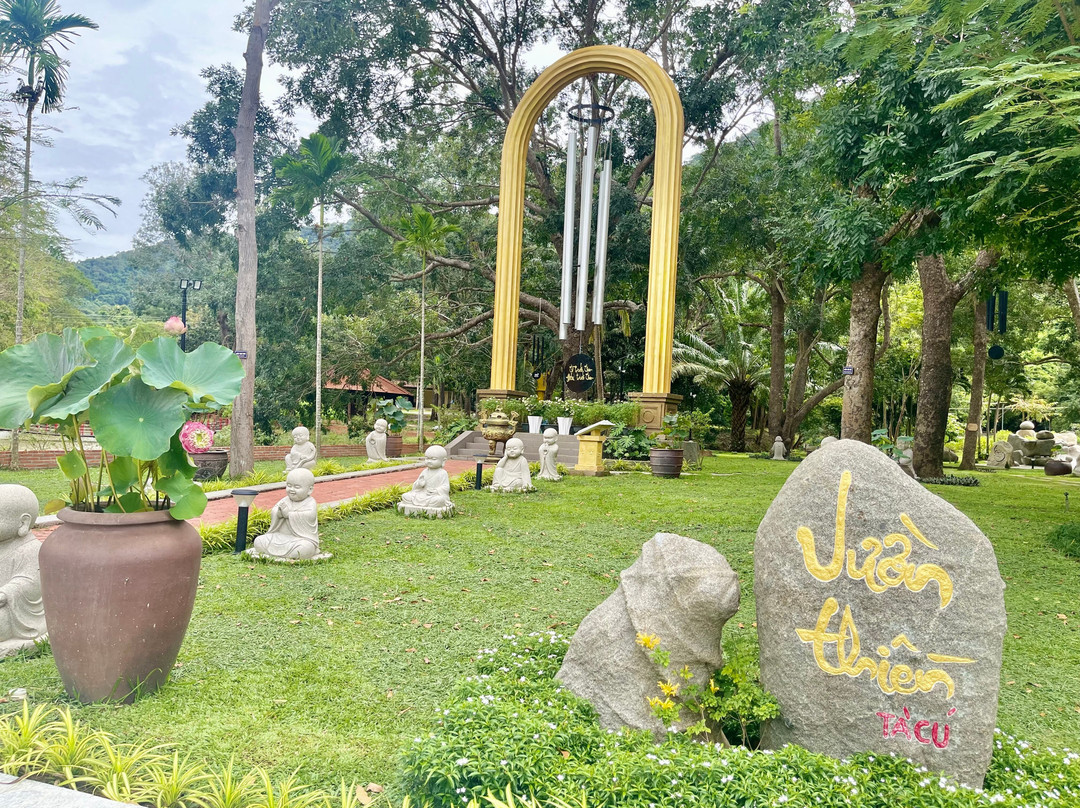 TTC World - Tà Cú-Thi Tran Thuan Nam必去景点