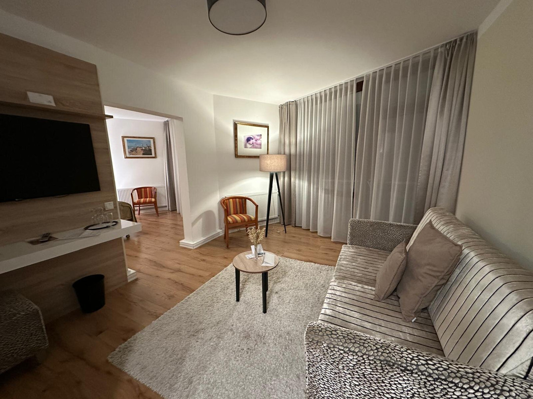 Cliff Hotel Rugen主图