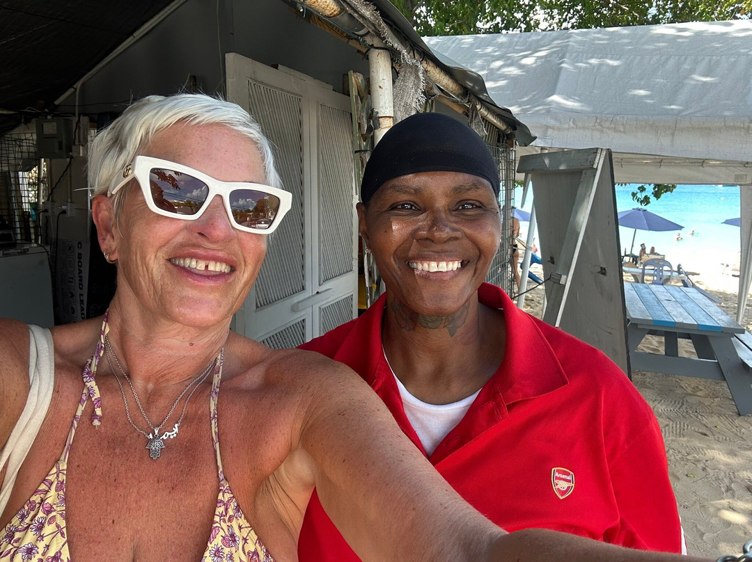 Simone's Bajan Kitchen And Beach Services