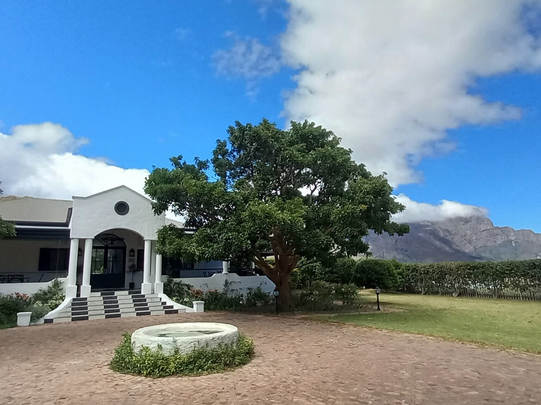 Huguenot House主图