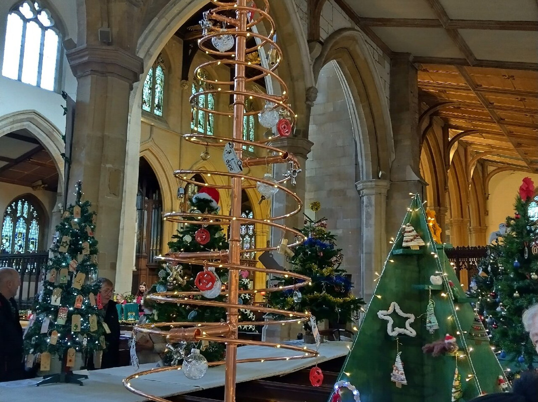 St James Church-Louth必去景点