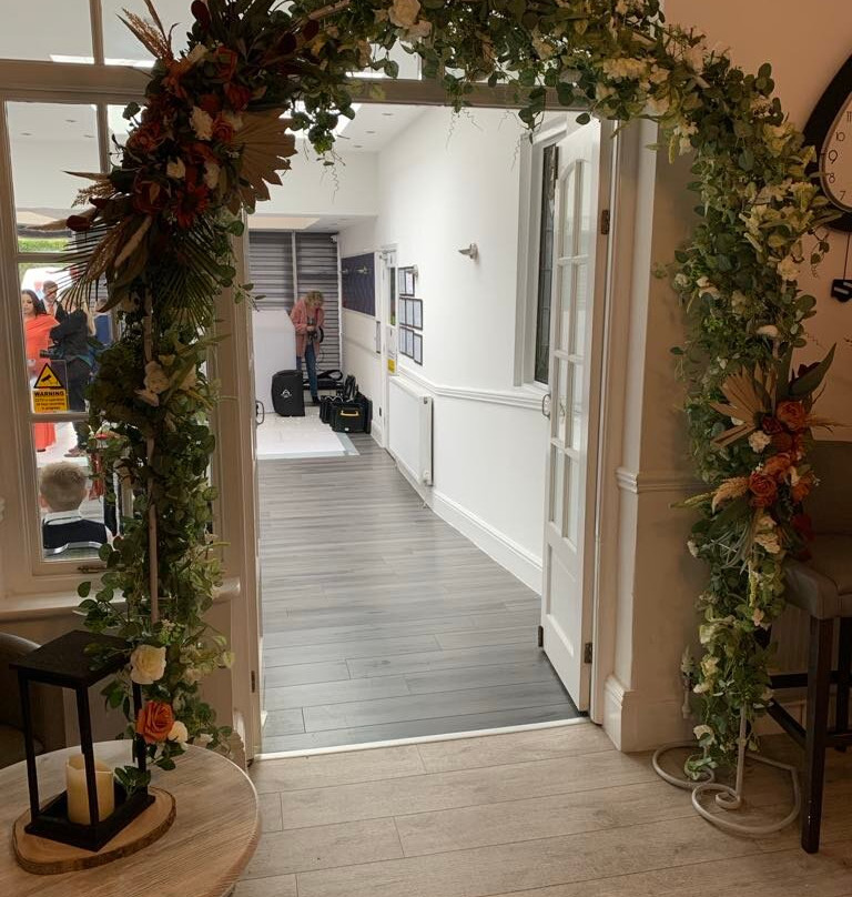 查恩伍德旅馆主图