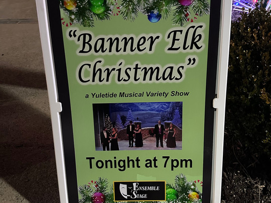 Ensemble Stage-Banner Elk必去景点