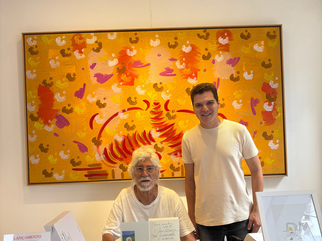 Galeria e Fundação Oscar Araripe-蒂拉登特斯必去景点